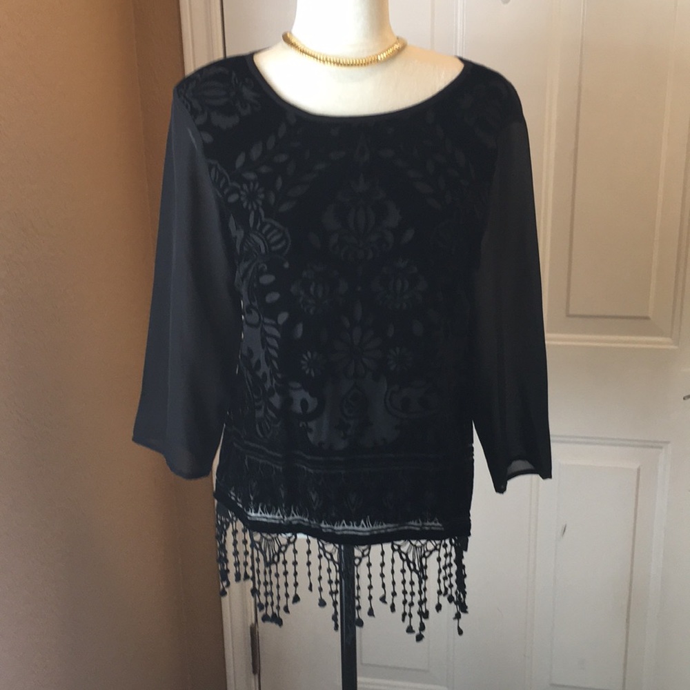 Stunning Chico’s black blouse size 0